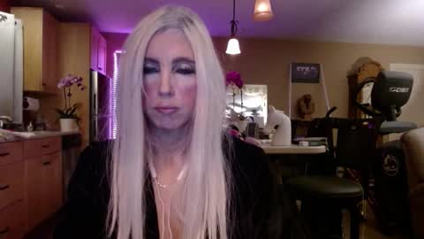 DanikaWhite69 online show from October 22, 9:47 am