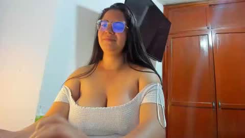 Dani online show from November 15, 1:50 am