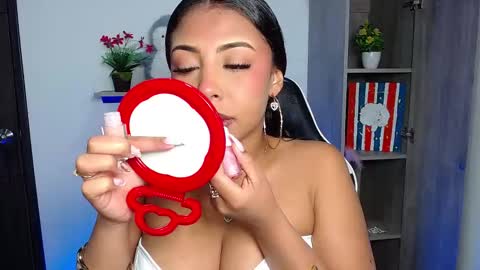 Danna online show from February 23, 10:15 am