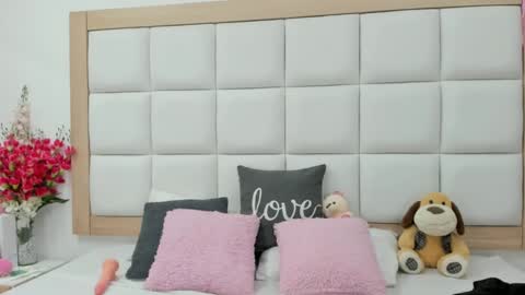 Danna online show from December 3, 12:49 pm