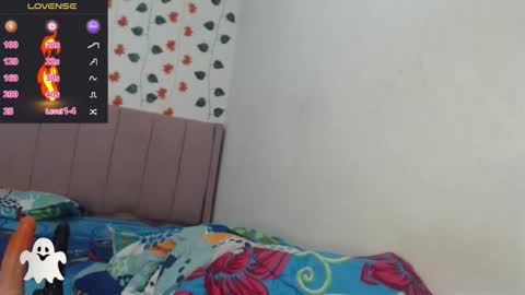 dannaberlin_0 online show from November 5, 12:10 pm