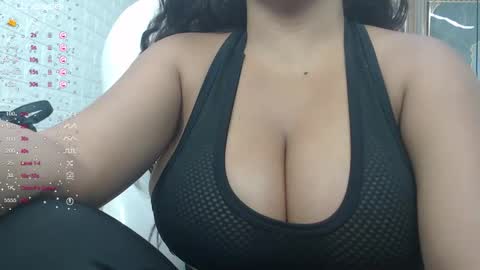 Snapshot of dannacoleman_ chatting on October 22, 11:10 pm danna online show from October 22, 11:10 pm