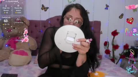Danna Sofia jeins online show from May 31, 6:31 pm