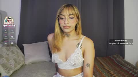    online show from December 28, 7:22 pm