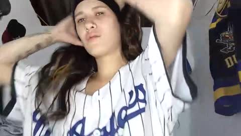 Dani  online show from December 1, 7:45 am