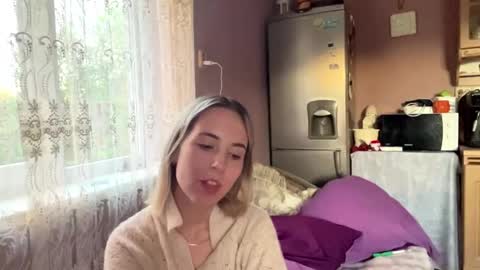 Monika online show from April 26, 5:10 pm
