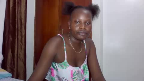 ESTHER online show from November 9, 7:32 pm