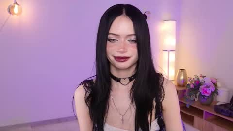 Diva online show from February 4, 9:29 pm