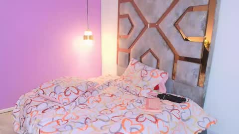 CELESTE online show from February 5, 7:00 am