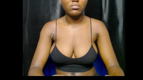 sexygal online show from November 18, 11:26 pm