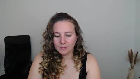 Anna online show from October 14, 5:26 pm