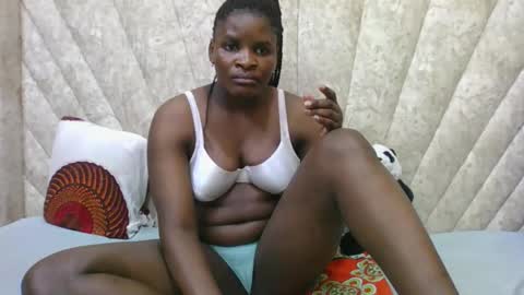 Snapshot of darknipples2 chatting on October 20, 7:17 pm SHANICE online show from October 20, 7:17 pm