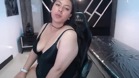 darknyx ch1 online show from November 14, 12:10 am