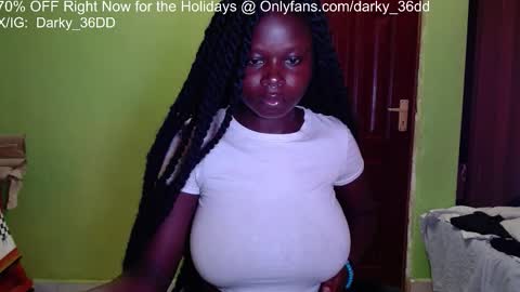 Snapshot of darky_36dd chatting on September 27, 7:04 am  exclusive sexual content -- IGTwitterX darky 32dd online show from September 27, 7:04 am