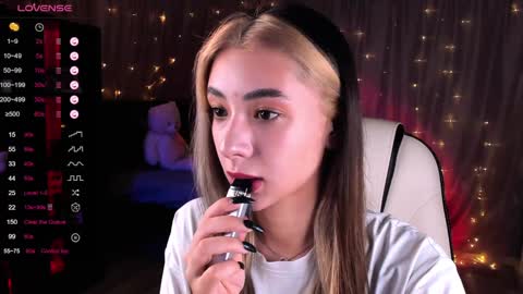 Belle online show from January 19, 4:54 am