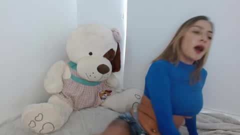 Dasha online show from February 24, 3:21 pm