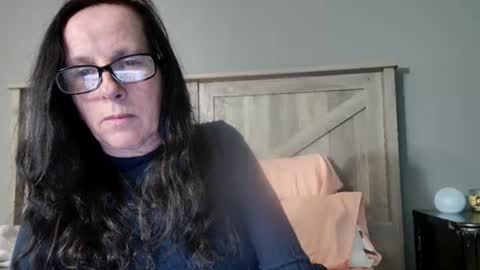 Dazzling Peach Goddess online show from March 11, 4:51 am