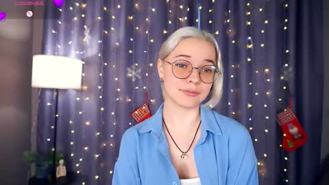 Charlie 18yo online show from December 15, 6:18 am