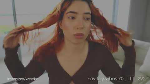 Snapshot of dearnina chatting on October 5, 3:28 pm NINA   30OFF online show from October 5, 3:28 pm