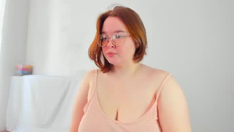 DeboraDebbieDee online show from June 29, 7:04 am