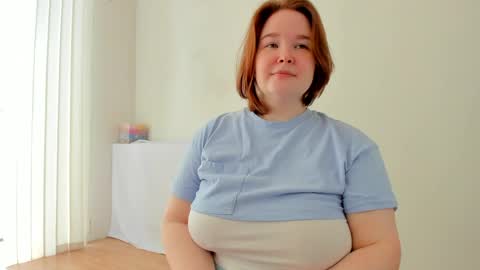 DeboraDebbieDee online show from June 4, 5:23 am
