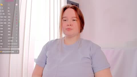 DeboraDebbieDee online show from April 10, 6:30 am