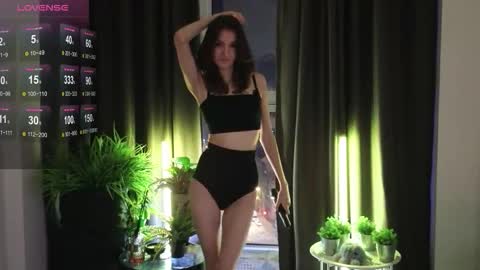 Eva online show from November 25, 5:48 pm