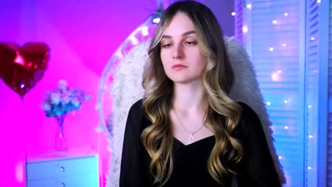 Debora online show from March 2, 2:30 am