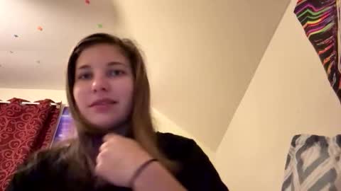 deepthroatqueen33 online show from January 11, 10:20 am