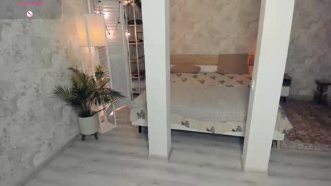 Amy online show from November 27, 7:50 pm