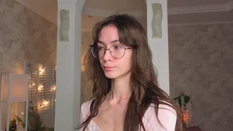 Amy online show from September 29, 8:25 pm