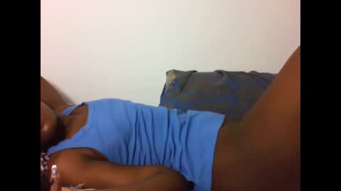 EVAH online show from December 18, 5:39 pm