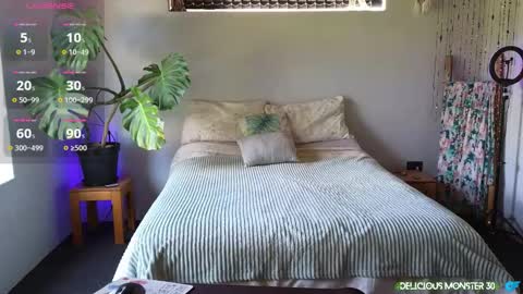 Kitty online show from October 2, 7:57 am