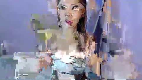    online show from April 7, 6:32 pm