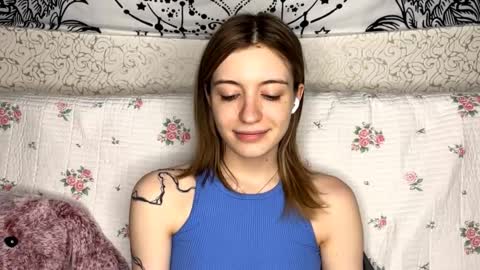 Sia online show from February 6, 1:58 pm