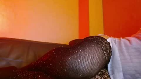 Delphine online show from March 25, 6:11 pm