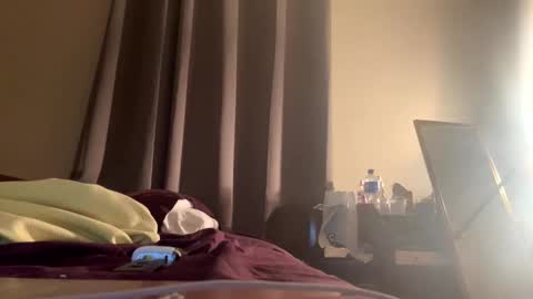 Snapshot of deluxxxeblu chatting on December 26, 8:07 am TankinBody online show from December 26, 8:07 am