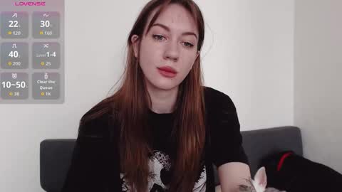 Snapshot of demiamour chatting on September 15, 1:30 pm Demi. not your babybabebb and other shit online show from September 15, 1:30 pm