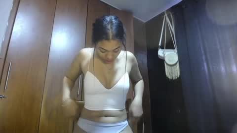 Dena k s online show from May 17, 11:09 am