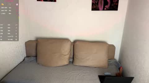 Kate online show from March 2, 9:05 am