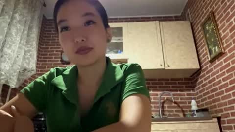 Snapshot of denysebernacchi chatting on September 16, 3:31 pm Emma online show from September 16, 3:31 pm