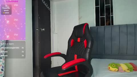 derly_cuervo703031 online show from November 29, 7:18 pm