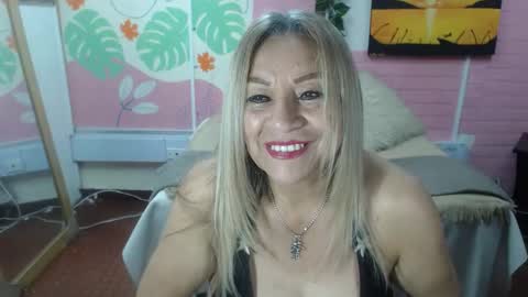 VALERIA online show from February 3, 4:45 pm