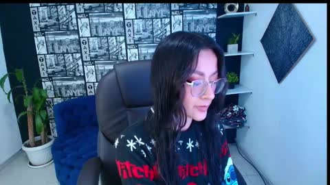 Desiring Angel online show from December 2, 3:30 am