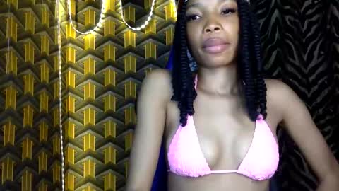 Deslimbody online show from March 22, 12:27 am