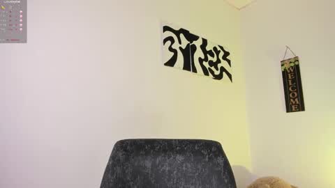 desty_y online show from October 24, 3:02 am