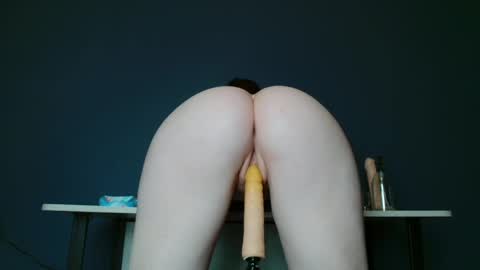Victoria online show from May 28, 4:27 pm