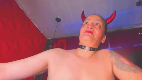 devil_taylorx online show from October 24, 6:15 pm