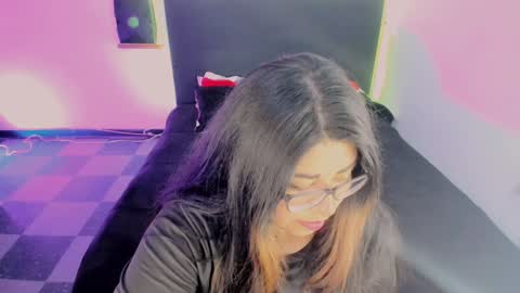 Snapshot of devilfox29 chatting on January 18, 10:28 pm  L I NA  online show from January 18, 10:28 pm