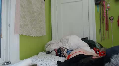 poutyangel online show from March 5, 1:23 am